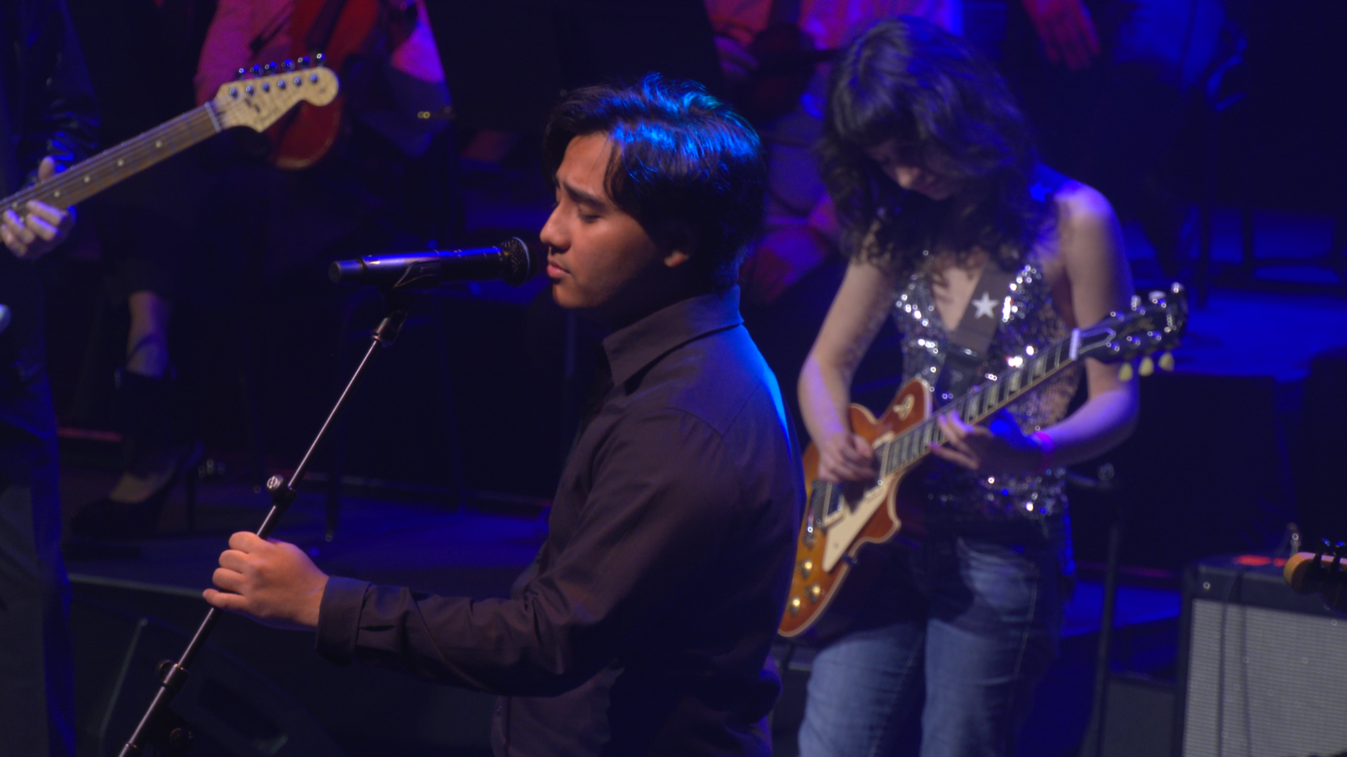 Guitar lessons Toronto — Studio 211 UNBREAKABLE II Matt Campbell live